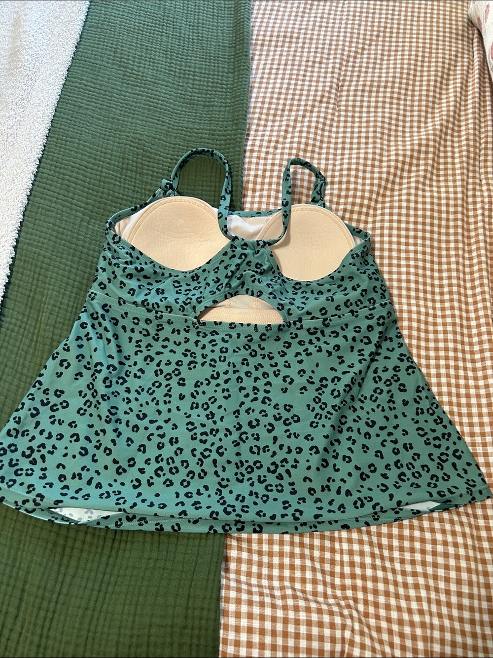 Kona Sol Green Leopard Print Tankini Top - Picture 2 of 4